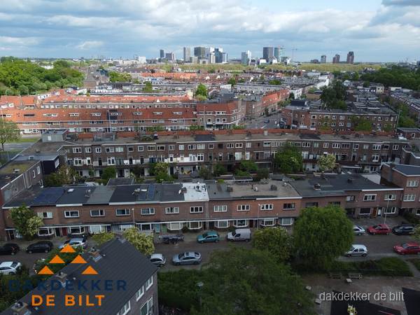 Luchtfoto van daken in woonwijk De Bilt